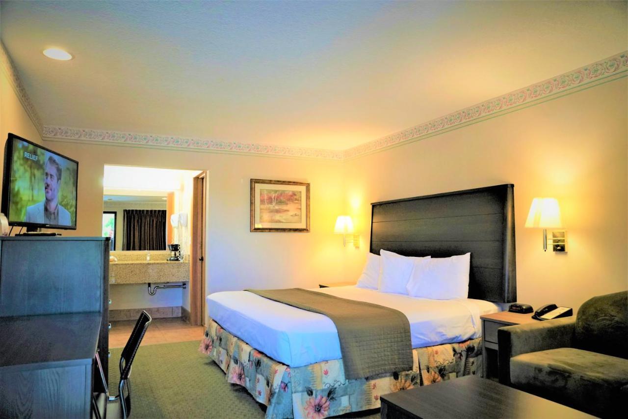 College Inn Monmouth Экстерьер фото