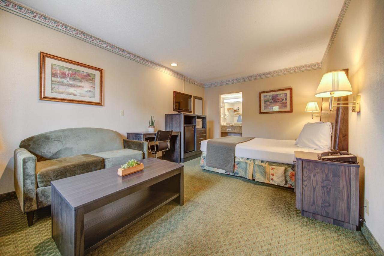 College Inn Monmouth Экстерьер фото